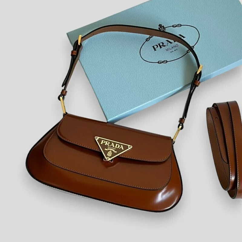 BOLSA PRADA CLEO DE OMBRO